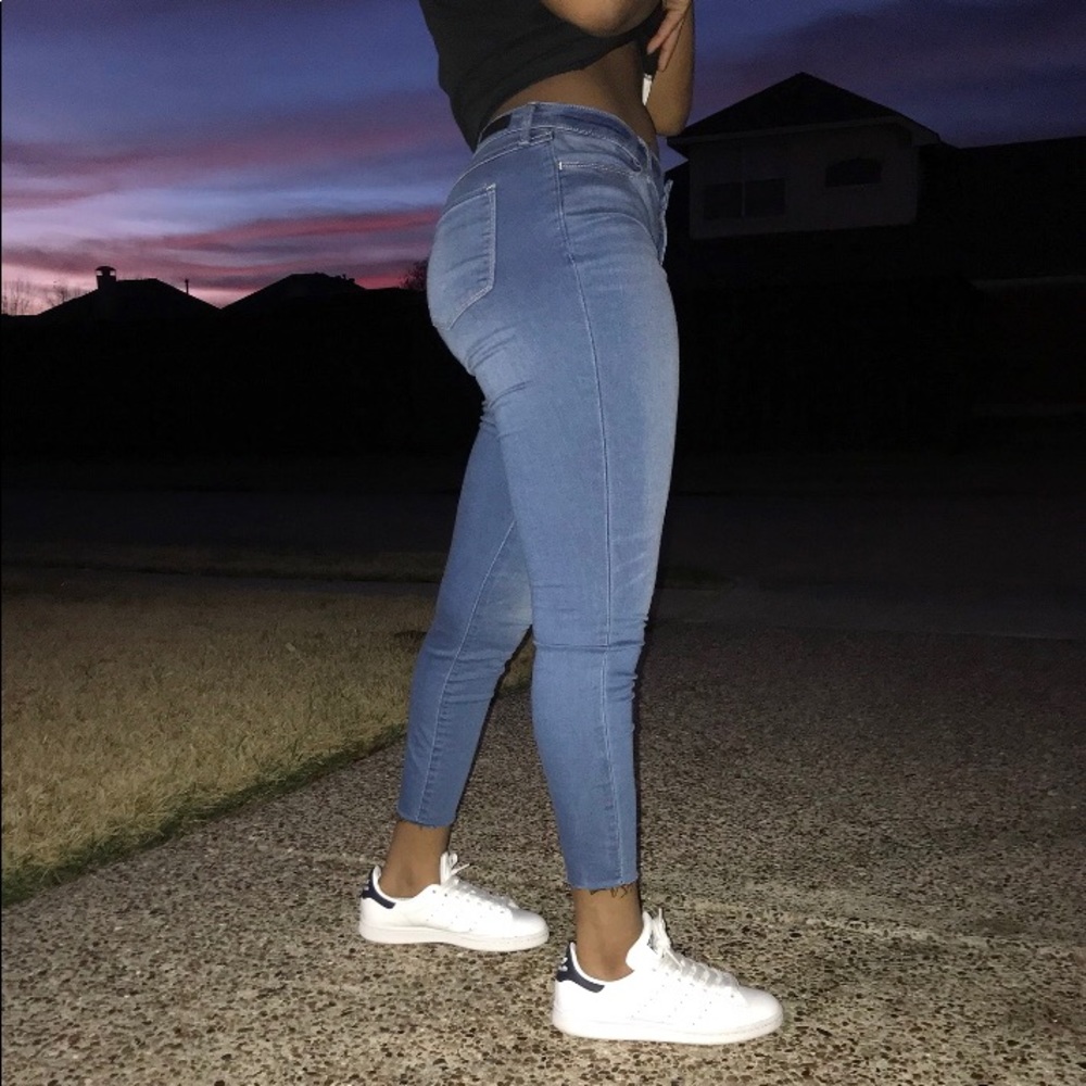 Abercrombie & Fitch Jeans✨ - Picture 2 of 2